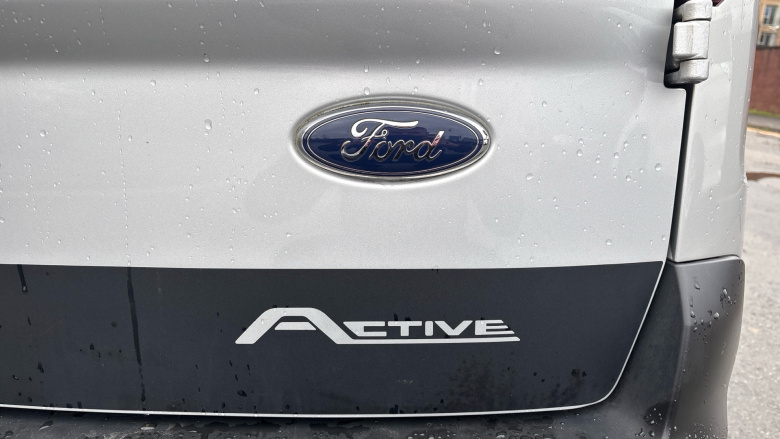 Ford Transit Connect 250 L2 Diesel 1.5 EcoBlue 100ps Active Van